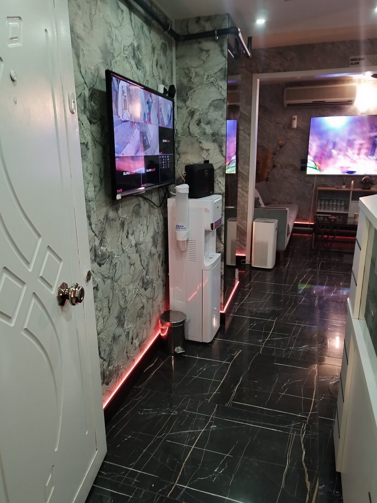 Lavinya Spa koridor ve karşılama alanı