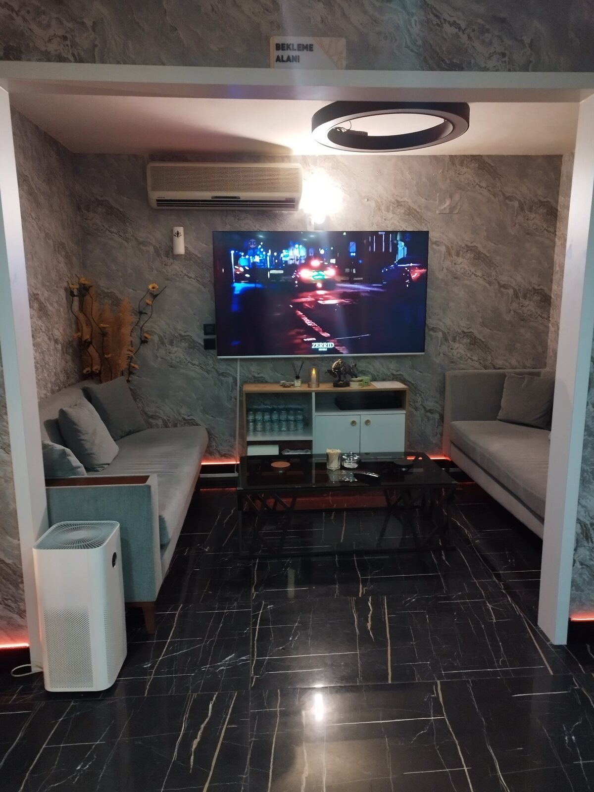 Lavinya Spa dinlenme alanı